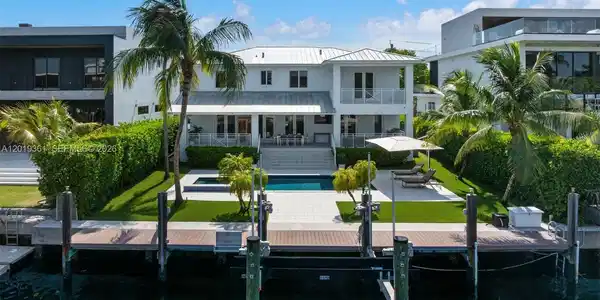 13040 N Bayshore Dr