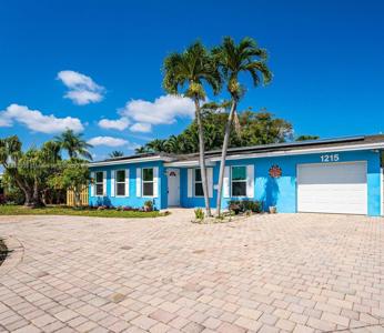 1215 SE 9th Ter