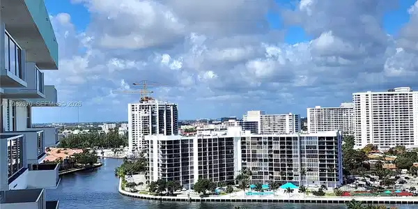 3725 S Ocean Dr