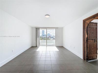 465 Ocean Dr