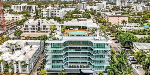 9901 W Bay Harbor Dr