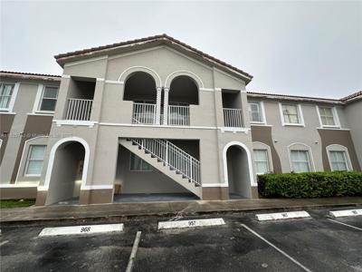1651 SE 28th Ct
