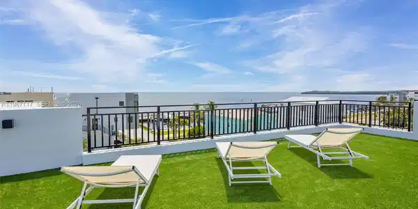 Image 2: Impressive views from Rooftop Terrace
