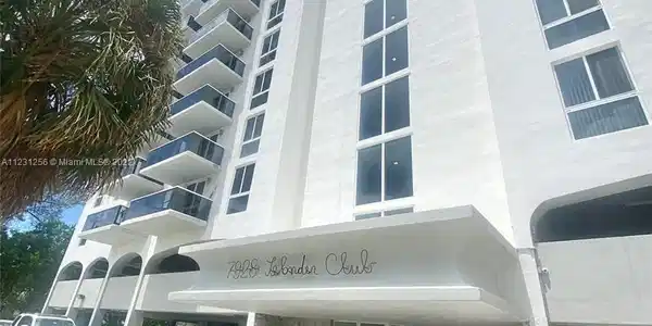 7928 West Dr Unit 702