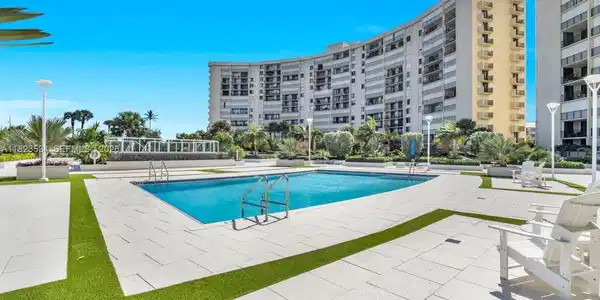 200 Ocean Trail Way