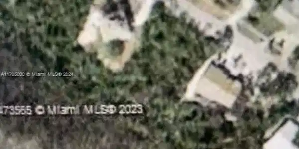 2058 Dogwood Dr