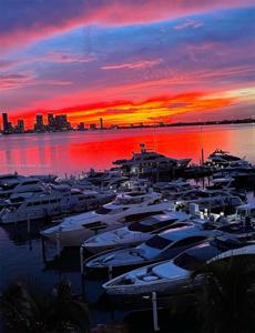 1900 E Sunset Harbour Drive
