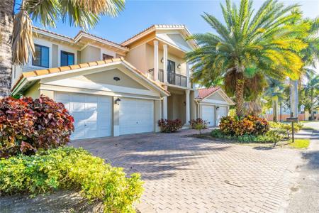 19529 SW 80th Ct