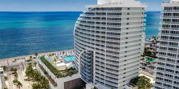 3101 Bayshore Dr