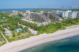 151 Crandon Blvd Unit 322