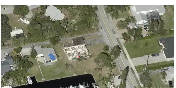 4553 SE Robertson Rd