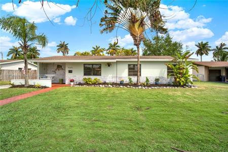 9371 SW 184th Ter