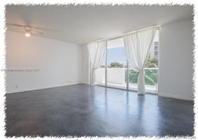 1000 West Ave Unit 306