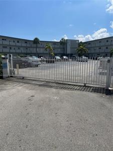 13105 Ixora Ct