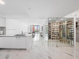 330 Sunny Isles Blvd