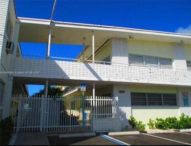 1225 Marseille Dr Unit 21