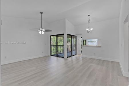 1301 S Franklin Ave