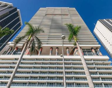 50 Biscayne Blvd