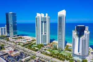 18201 Collins Ave Unit 2009