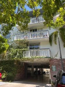921 Jefferson Ave