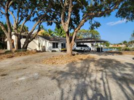 19170 Pinetree Dr