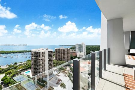 2831 S Bayshore Dr