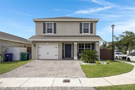 572 NE 6th Pl