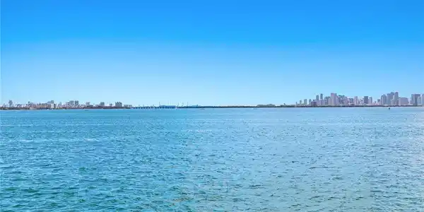 1930 Bay Dr