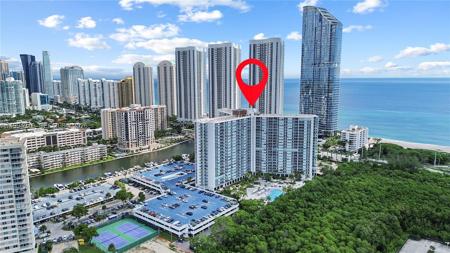 100 Bayview Dr