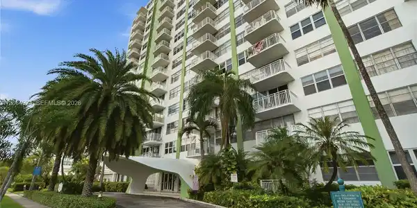 2100 Sans Souci Blvd