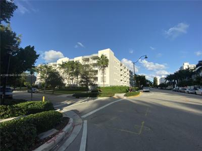 1401 Bay Rd