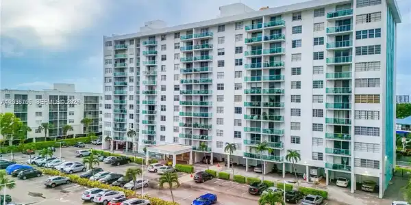 2841 NE 163rd St