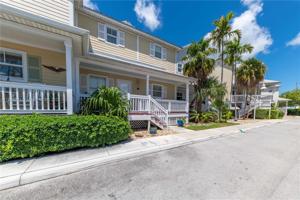 52 Coral Way Unit 52