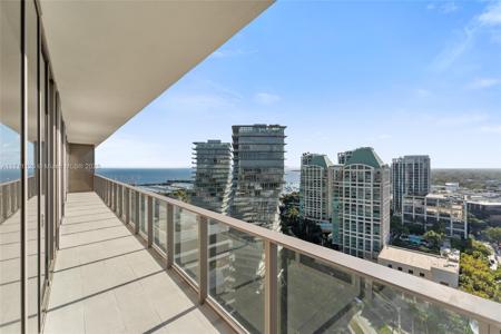 2678 Tigertail Av