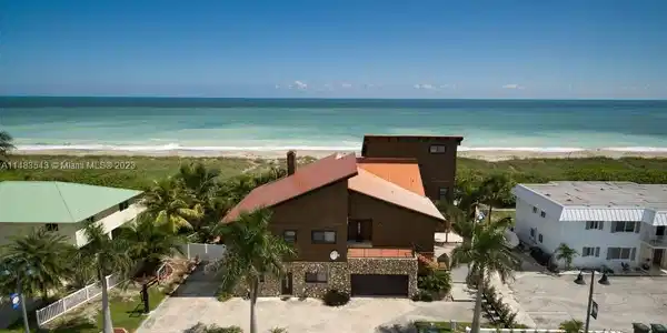 1113 S Ocean Dr