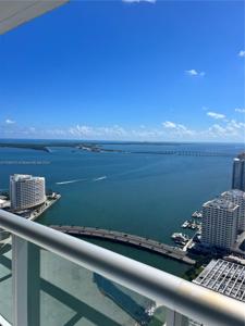 495 Brickell Ave