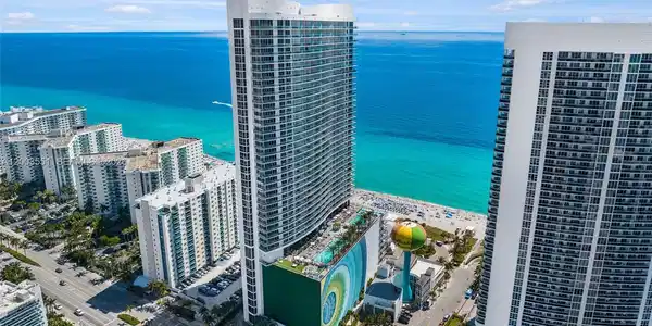 4111 S Ocean Dr