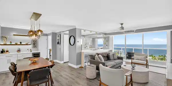 2841 N Ocean