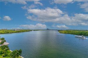 500 Bayview Dr Unit 722