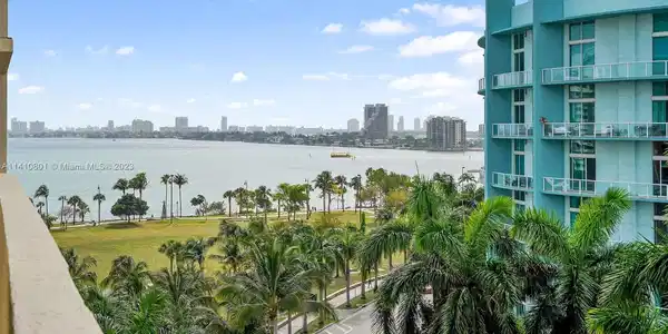 2000 N Bayshore Dr Unit 804