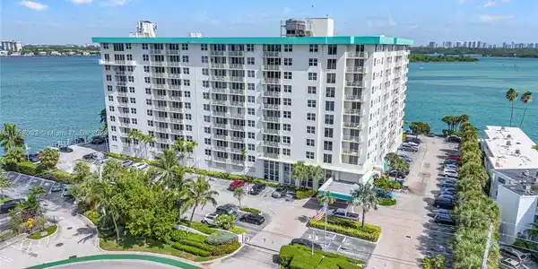 10350 W Bay Harbor Dr Unit 5G