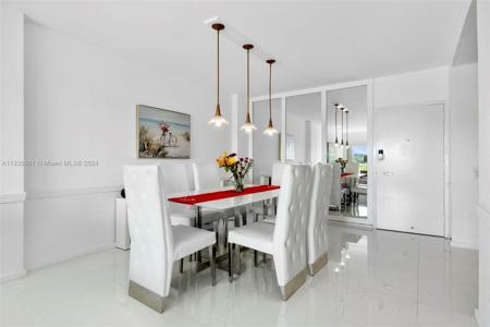 300 Bayview Dr