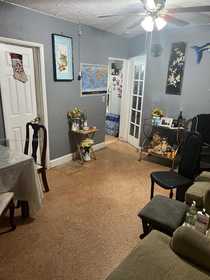 Image 2: LIVING ROOM