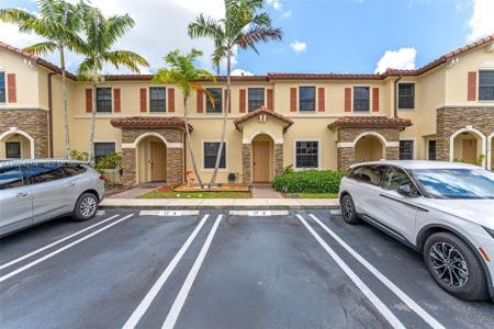 3214 SE 4th Ct
