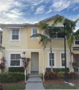 132 SE 28th Pl