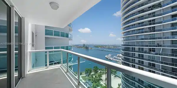 1800 N Bayshore Dr
