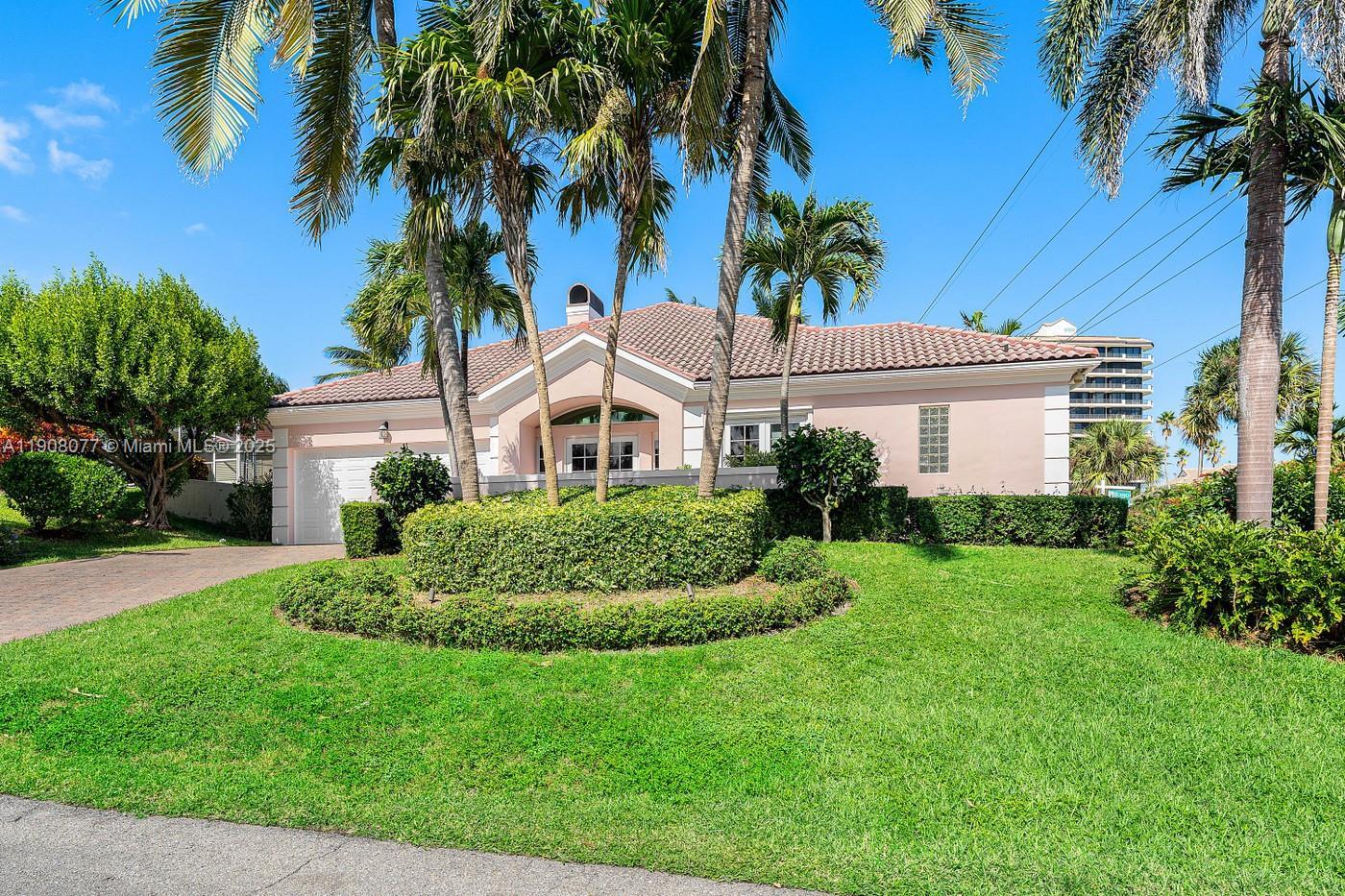 Image 3: As seen from Lyra Cr.