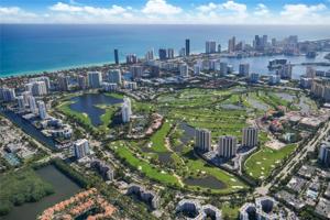 19501 W Country Club Dr Unit 811
