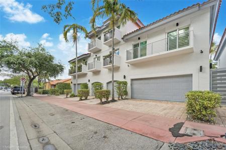 208 Jefferson Ave