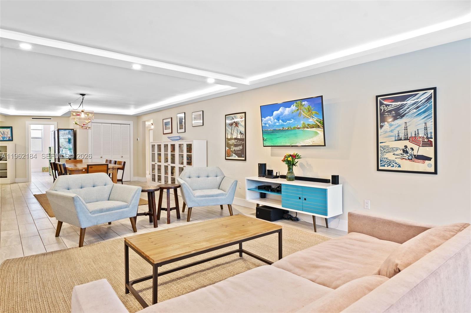 Image 4: Open Floor Plan Living/Dining/Kitchen